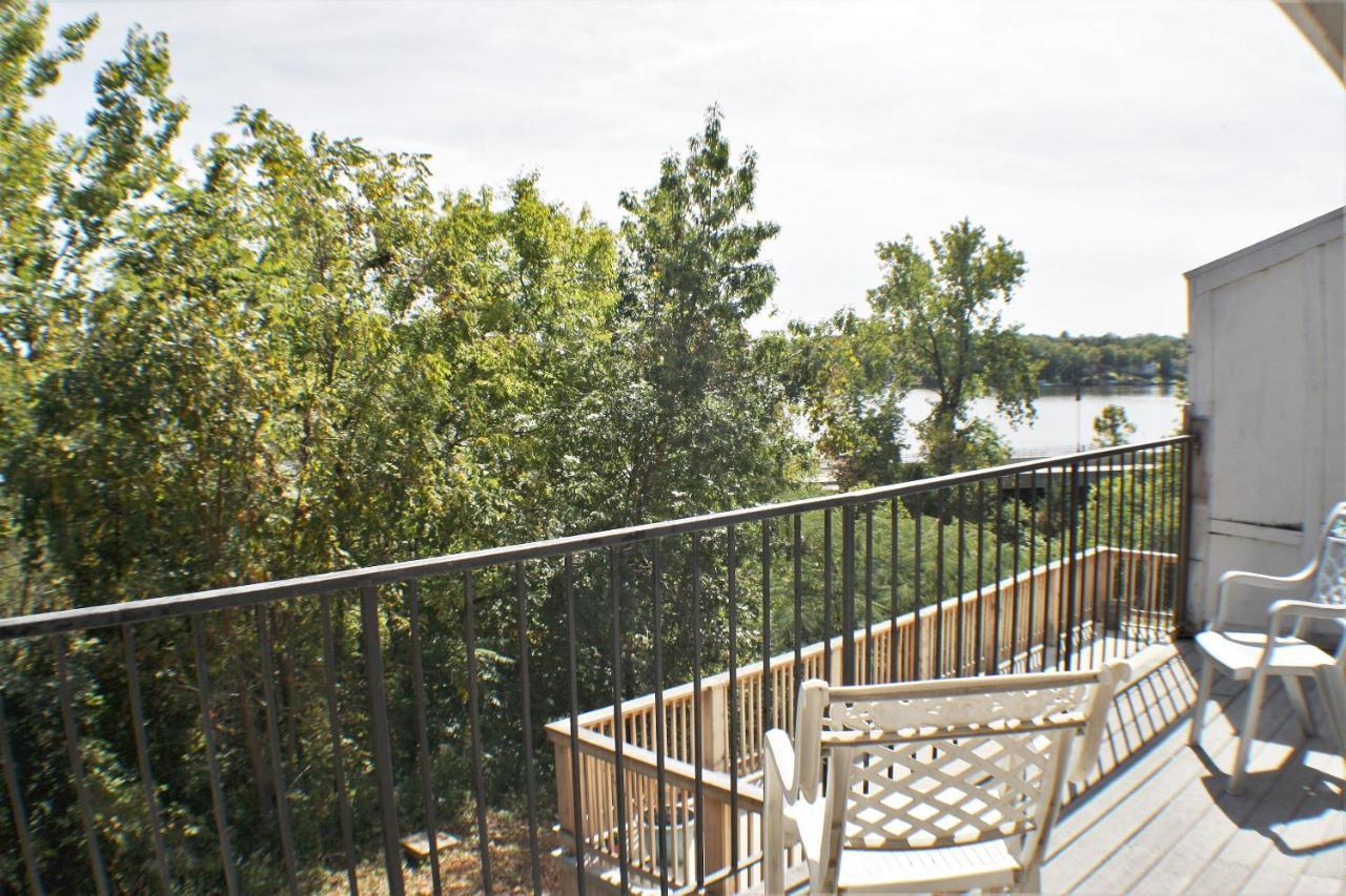 Lakeview Inn Lake St. Louis Luaran gambar