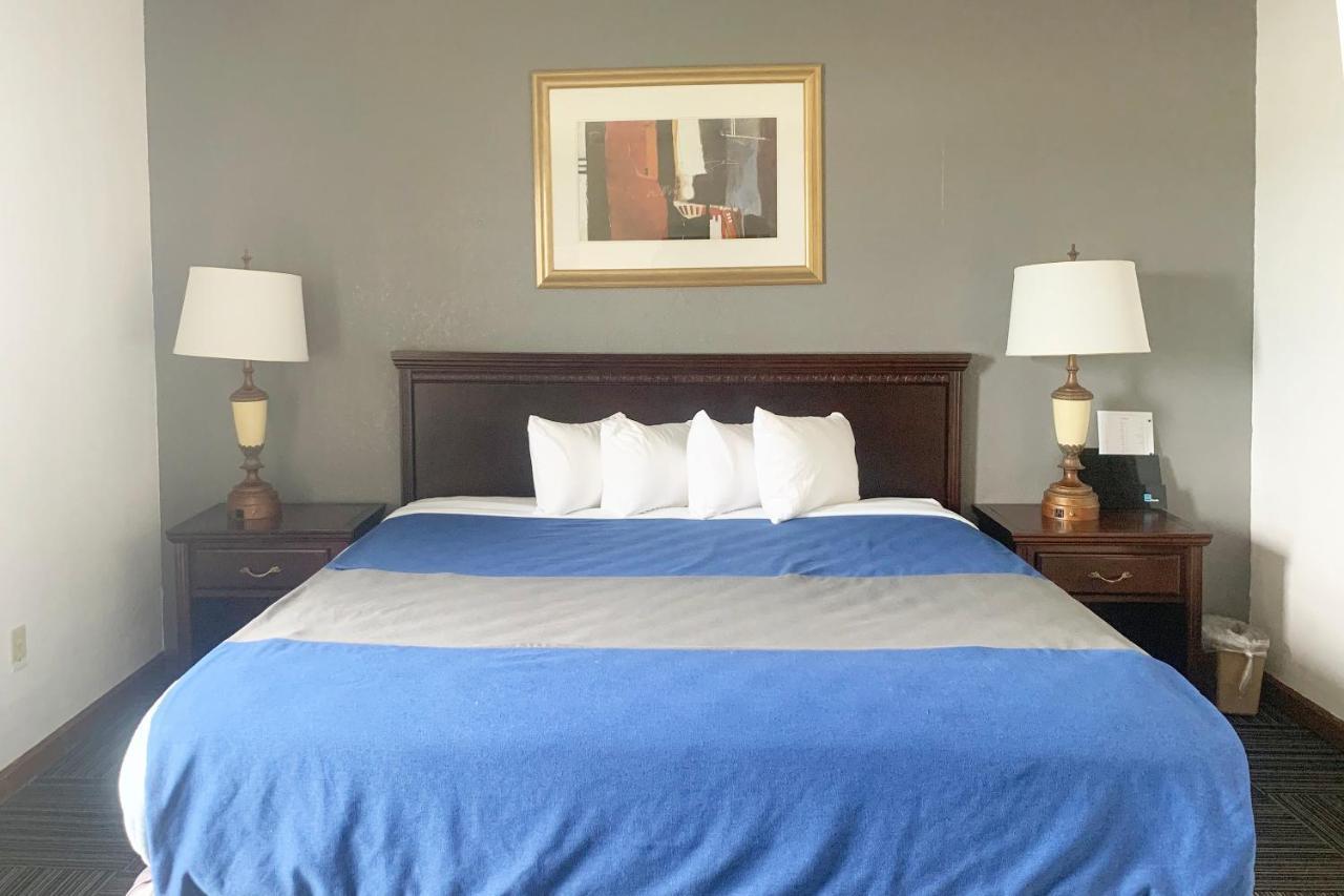 Lakeview Inn Lake St. Louis Luaran gambar