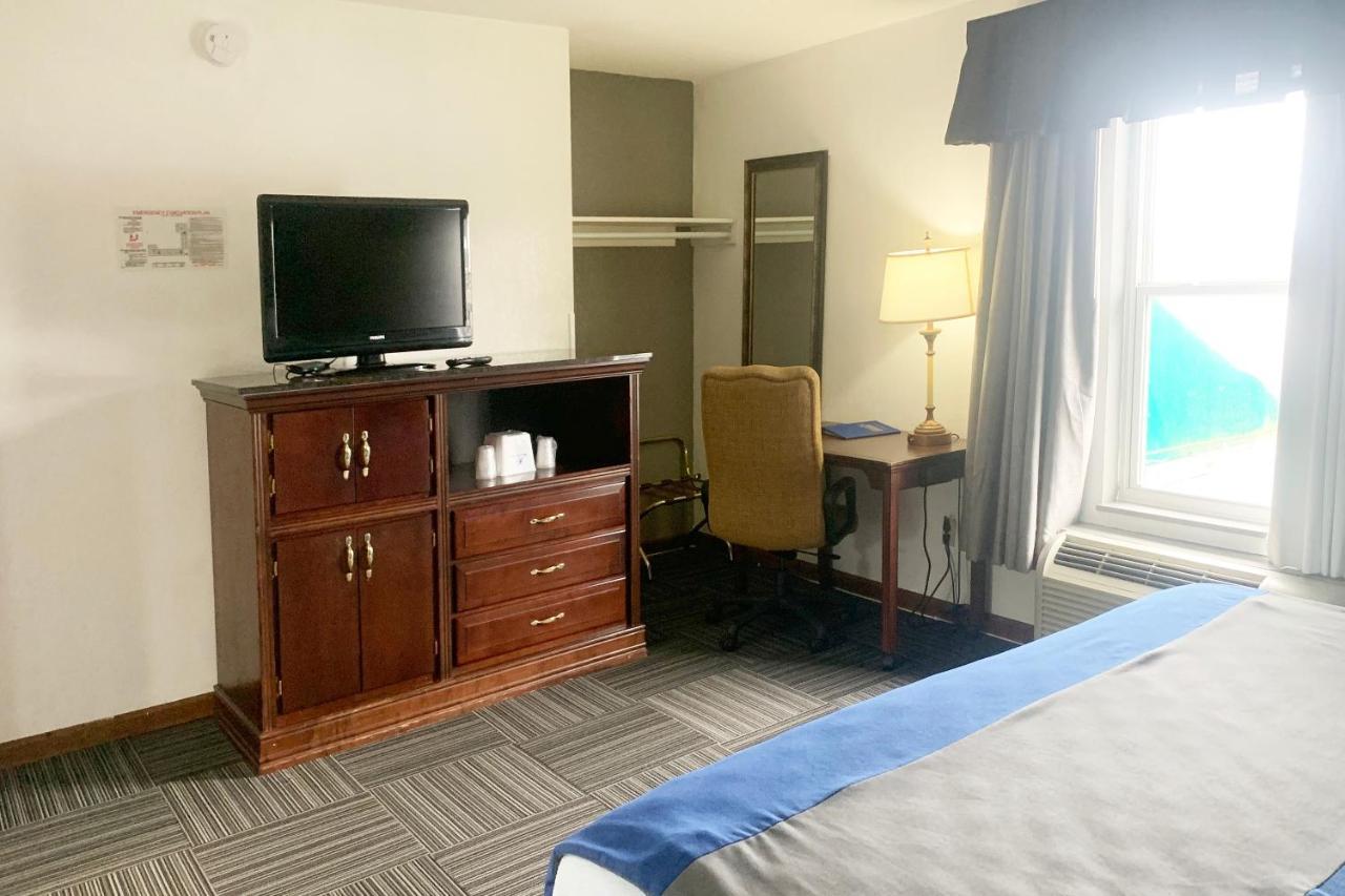 Lakeview Inn Lake St. Louis Luaran gambar