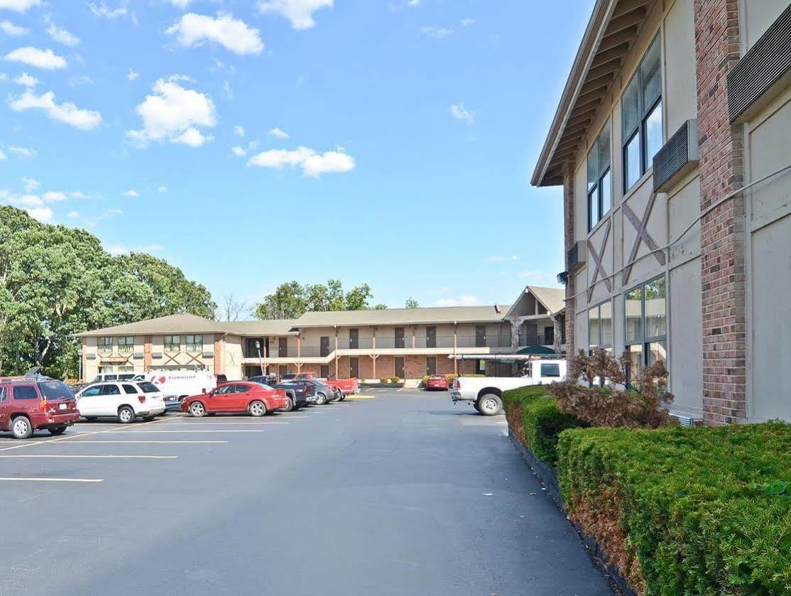 Lakeview Inn Lake St. Louis Luaran gambar